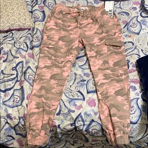 Almost famous pink Camo Cargo Joggers